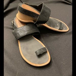 Jeffrey Campbell Black Wedge Sandals Size 8 1/2 NWOT